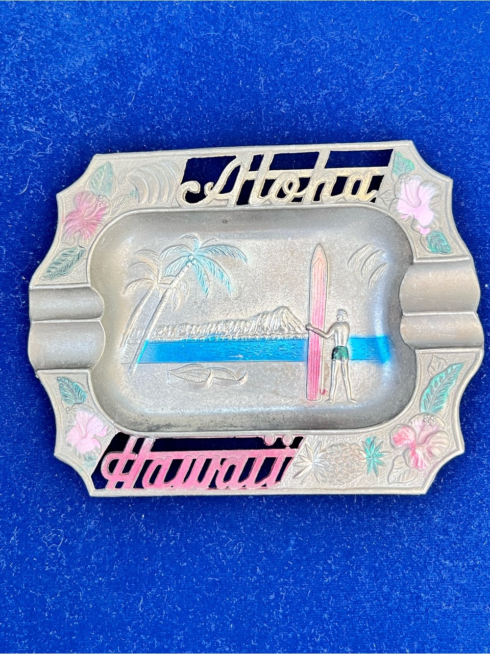 Kitschy Vintage Aloha Hawaii Decorative Metal Ashtray